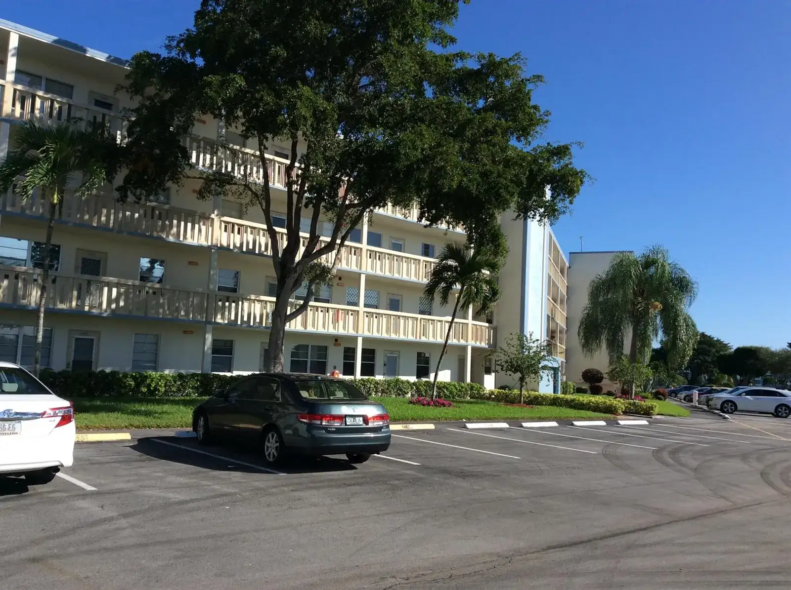 2 bedroom 1 bath Residential Lease for rent at 3063 Ainslie D, Boca Raton FL 33434