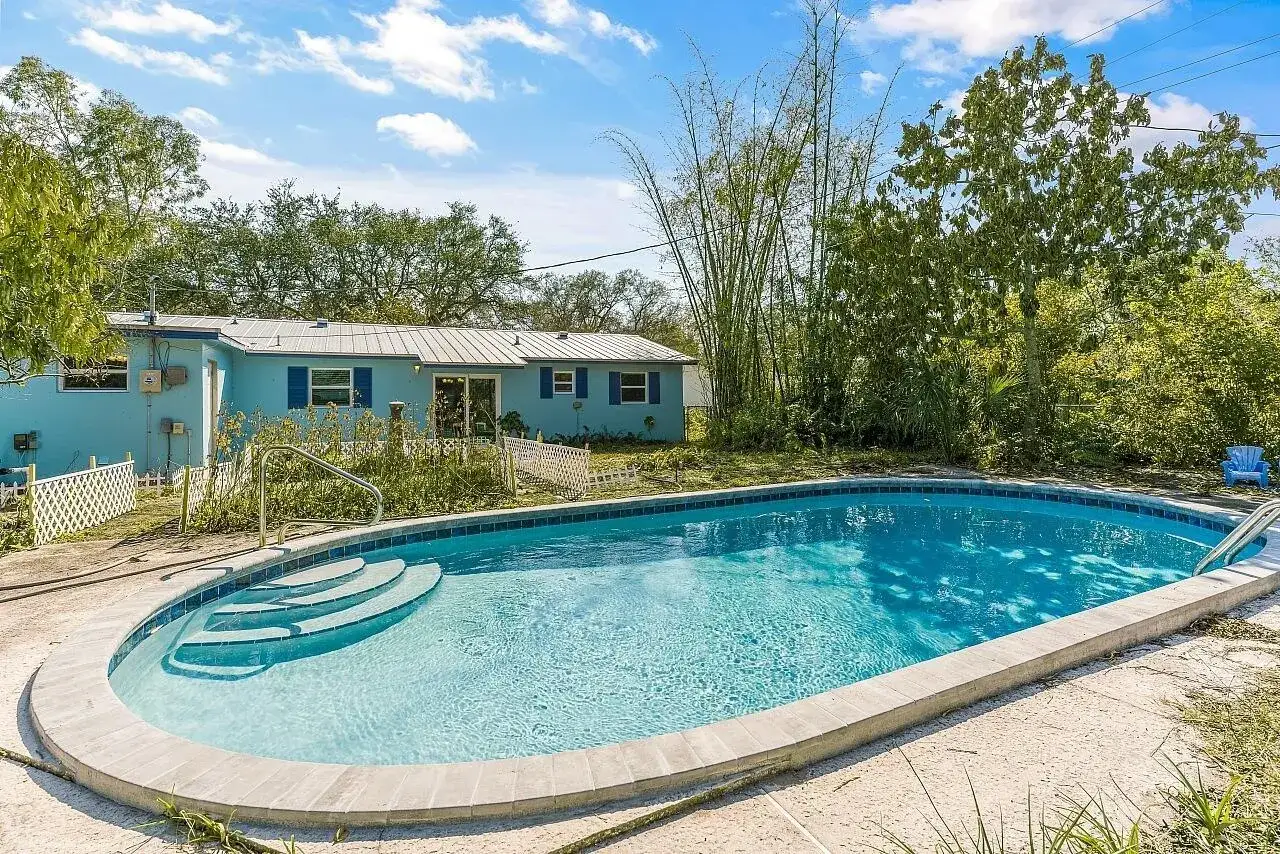 4 bedroom 2 bath Residential for sale at 45 1st Court SW, Vero Beach FL 32962
