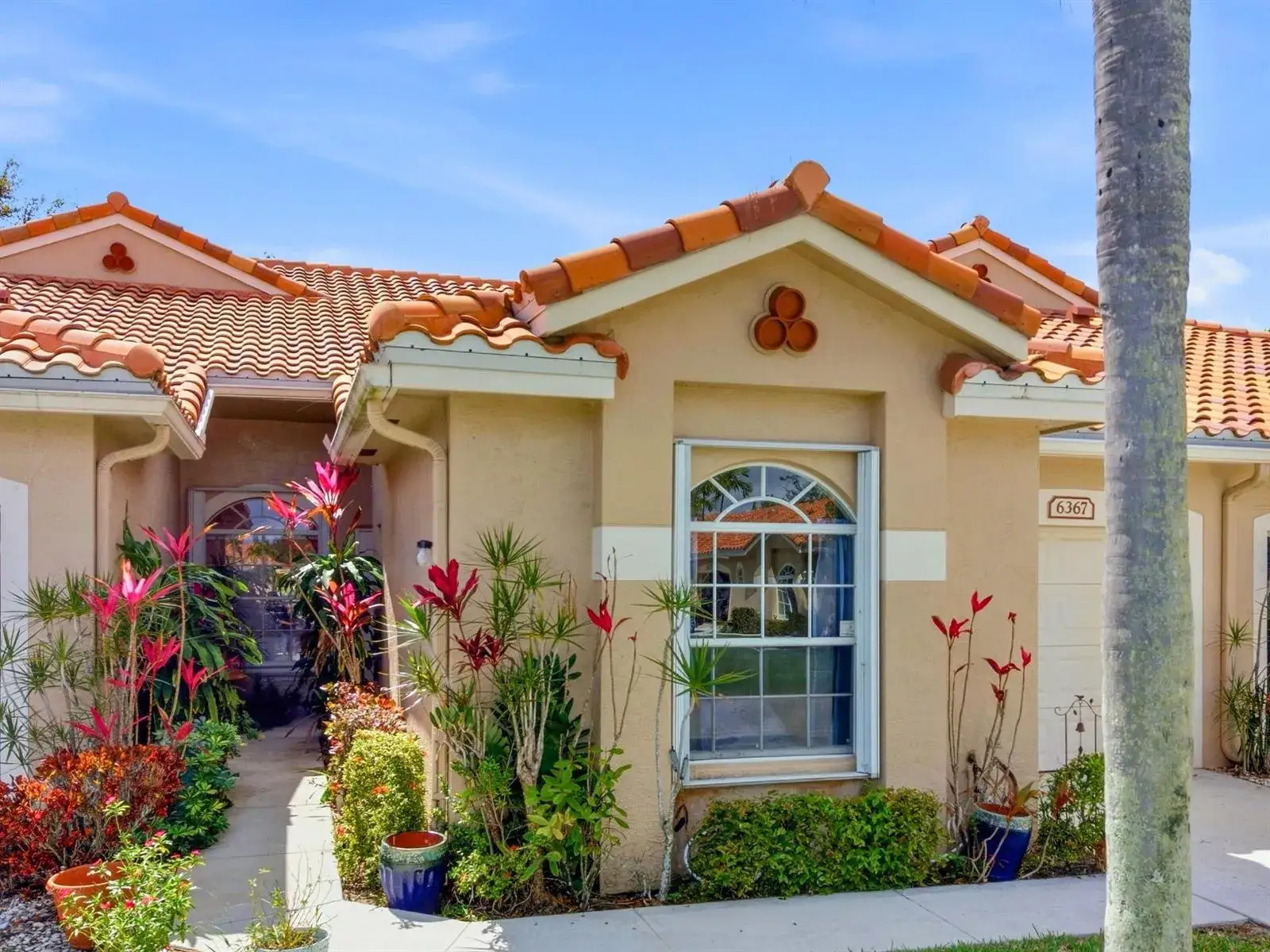 2 bedroom 2 bath Residential for sale at 6367 Long Key Lane, Boynton Beach FL 33472