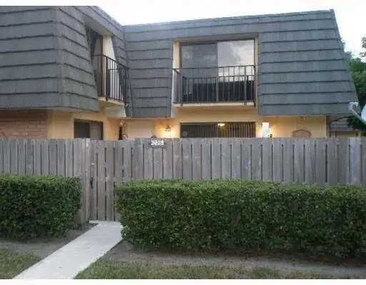 2 bedroom 2 bath Residential Lease for rent at 3209 32nd Way # 3209, West Palm Beach FL 33407