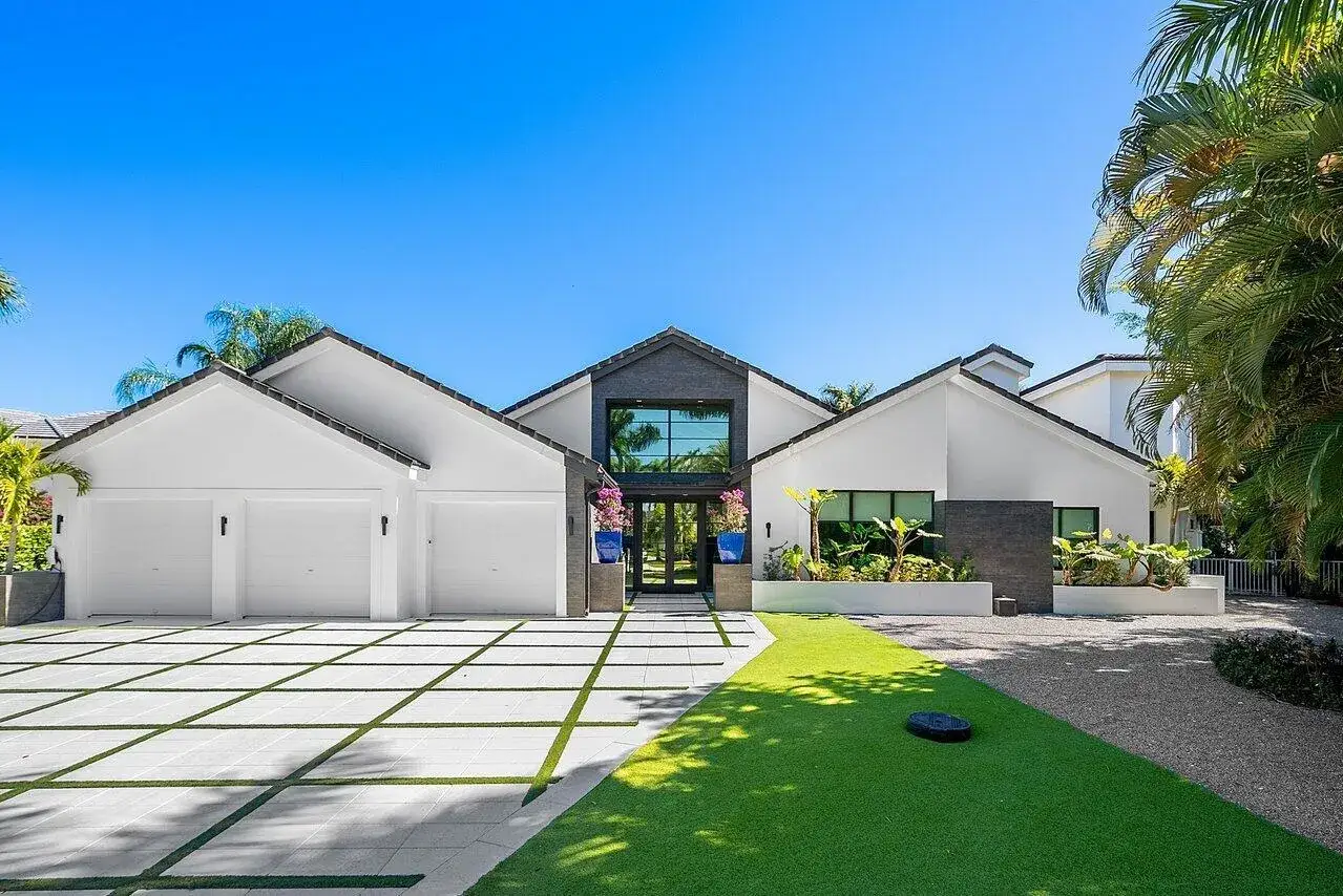 6 bedroom 5 bath Residential for sale at 3746 NW 53rd Street, Boca Raton FL 33496