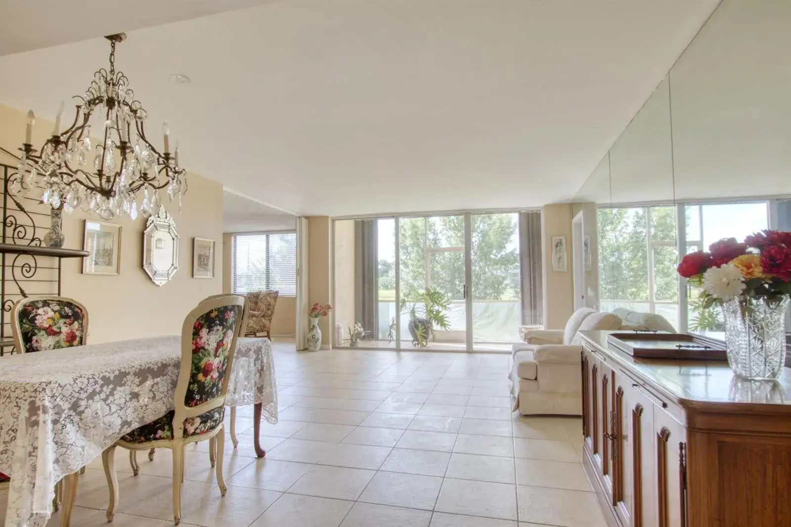 3 bedroom 2 bath Residential for sale at 4260 D Este Court # 102, Lake Worth FL 33467