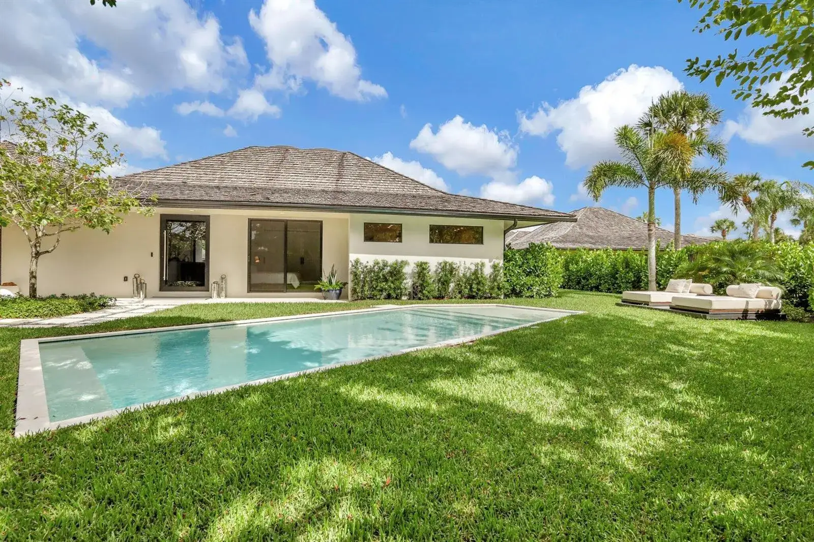 3 bedroom 3 bath Residential for sale at 11880 Pebblewood Drive, Wellington FL 33414