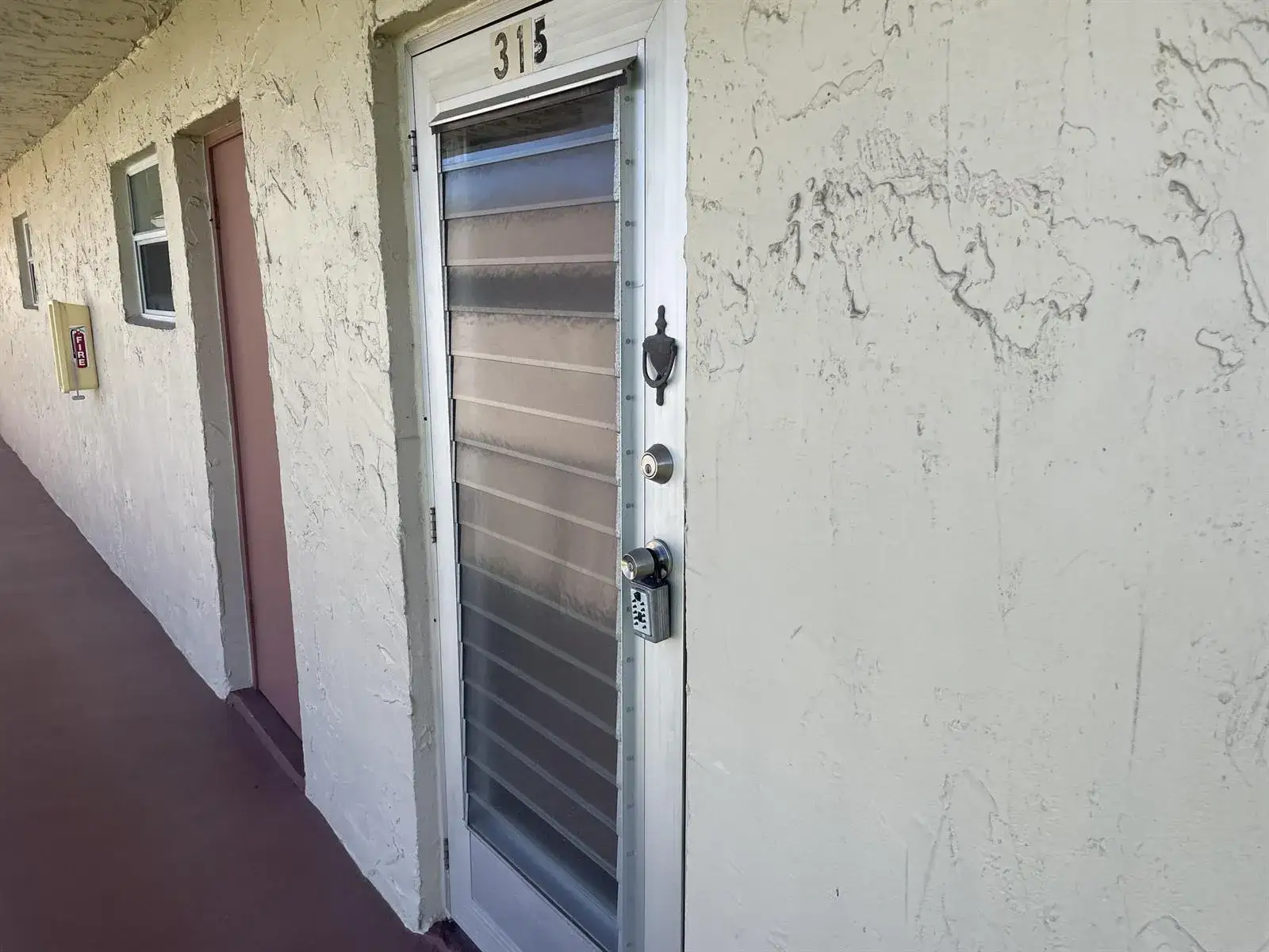 1 bedroom 1 bath Residential Lease for rent at 705 Lori Drive # 315, Palm Springs FL 33461
