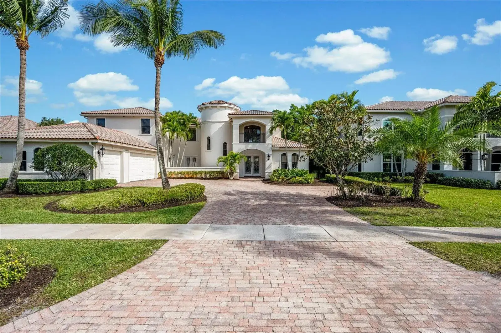 5 bedroom 4 bath Residential Lease for rent at 11640 S Sea Court, Wellington FL 33449