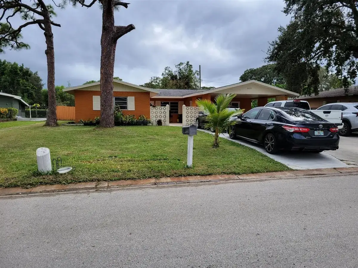 3 bedroom 2 bath Residential for sale at 2405 Royal Palm Drive, Fort Pierce FL 34982