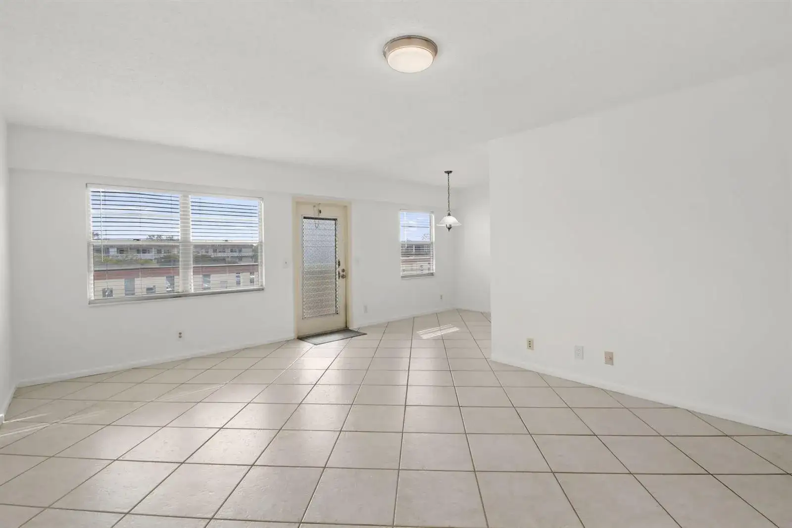 2 bedroom 1 bath Residential for sale at 124 Preston C, Boca Raton FL 33434