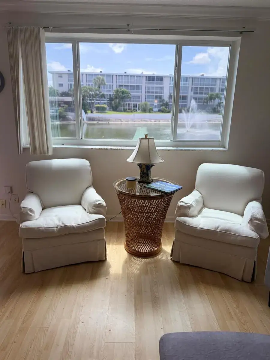 1 bedroom 1 bath Residential for sale at 2616 N Gardens Drive # 105, Lake Worth FL 33461
