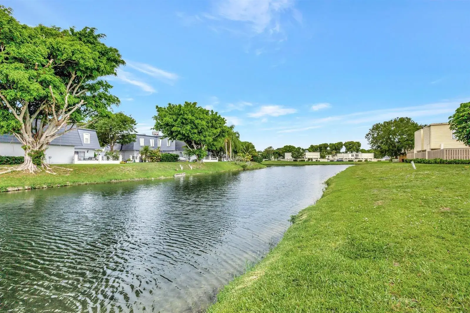 3 bedroom 2 bath Residential Lease for rent at 1586 Shaker Circle, Wellington FL 33414