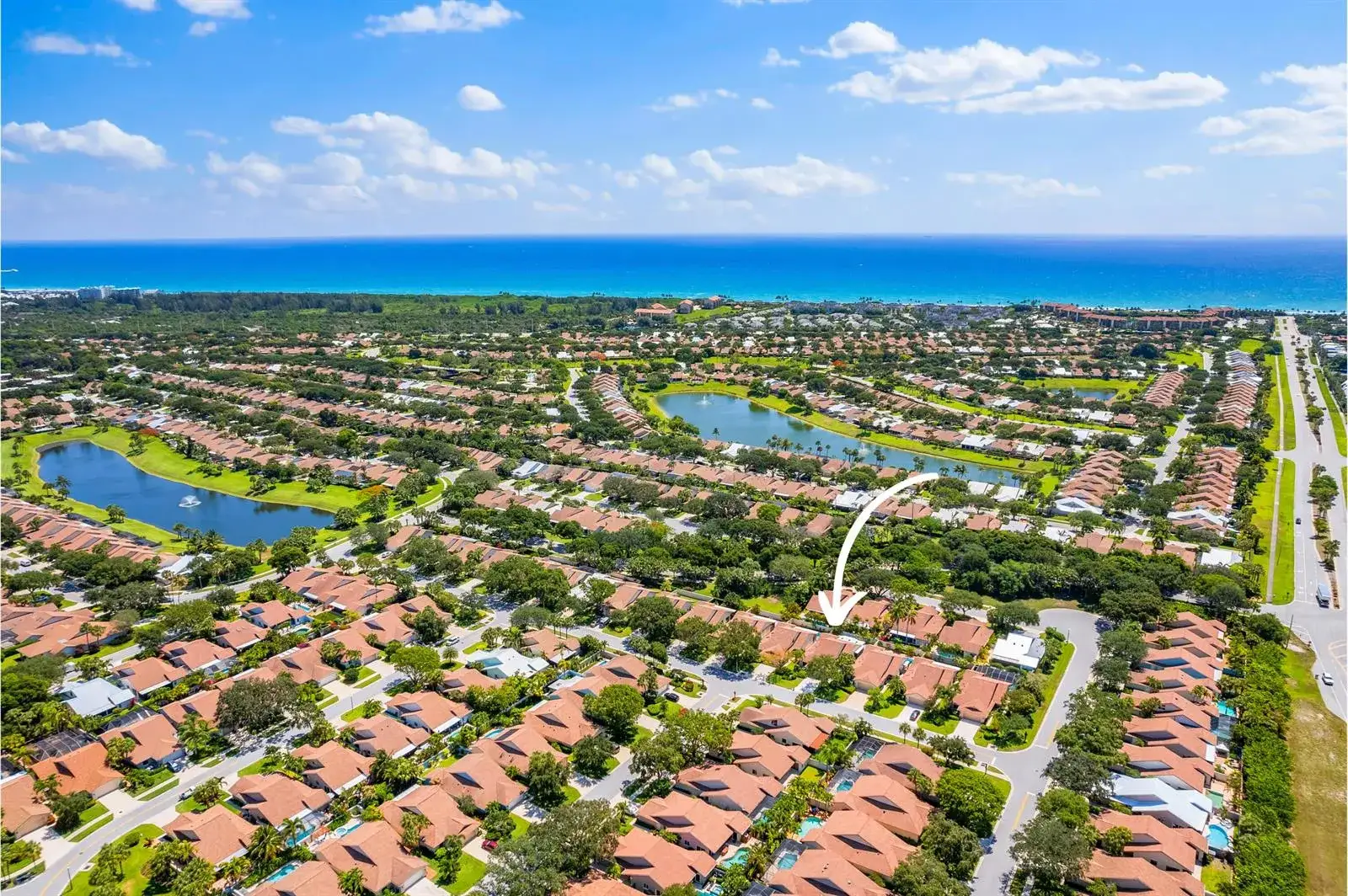 3 bedroom 2 bath Residential for sale at 125 Harbourside Circle, Jupiter FL 33477