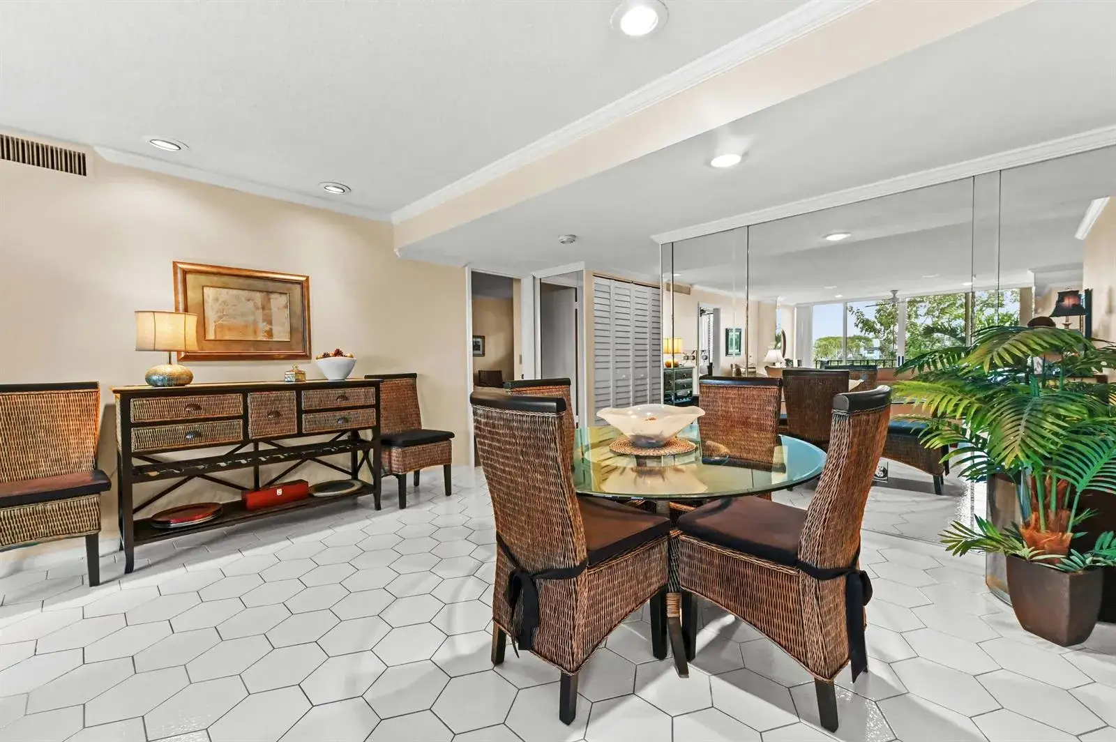 3 bedroom 2 bath Residential for sale at 4838 Esedra Court # 206, Lake Worth FL 33467