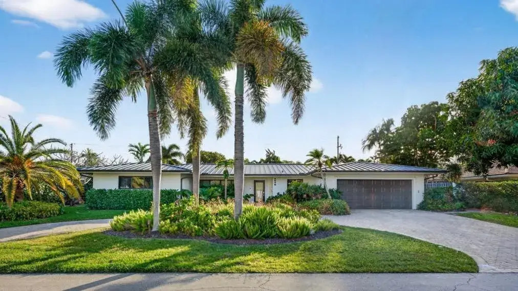 4 bedroom 3 bath Residential for sale at 2648 NE 37th Drive, Fort Lauderdale FL 33308