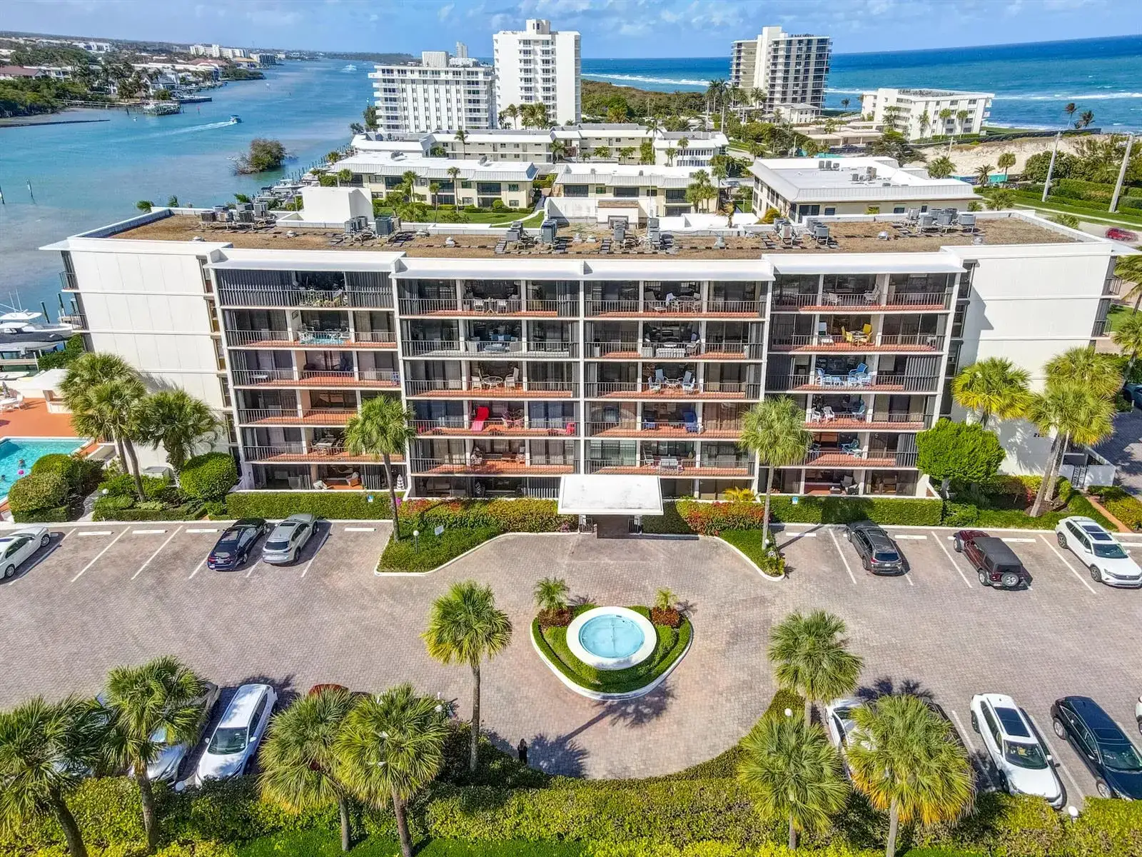 2 bedroom 2 bath Residential for sale at 225 Beach Road # 503, Tequesta FL 33469