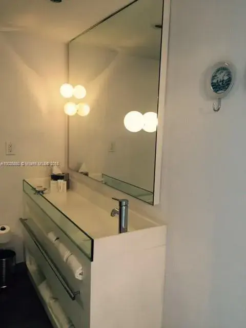 1100 West Ave # 1512, Miami Beach FL 33139