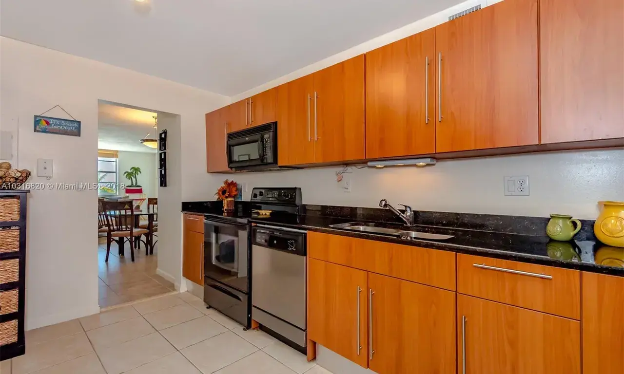 3001 S Ocean Dr # 311, Hollywood FL 33019