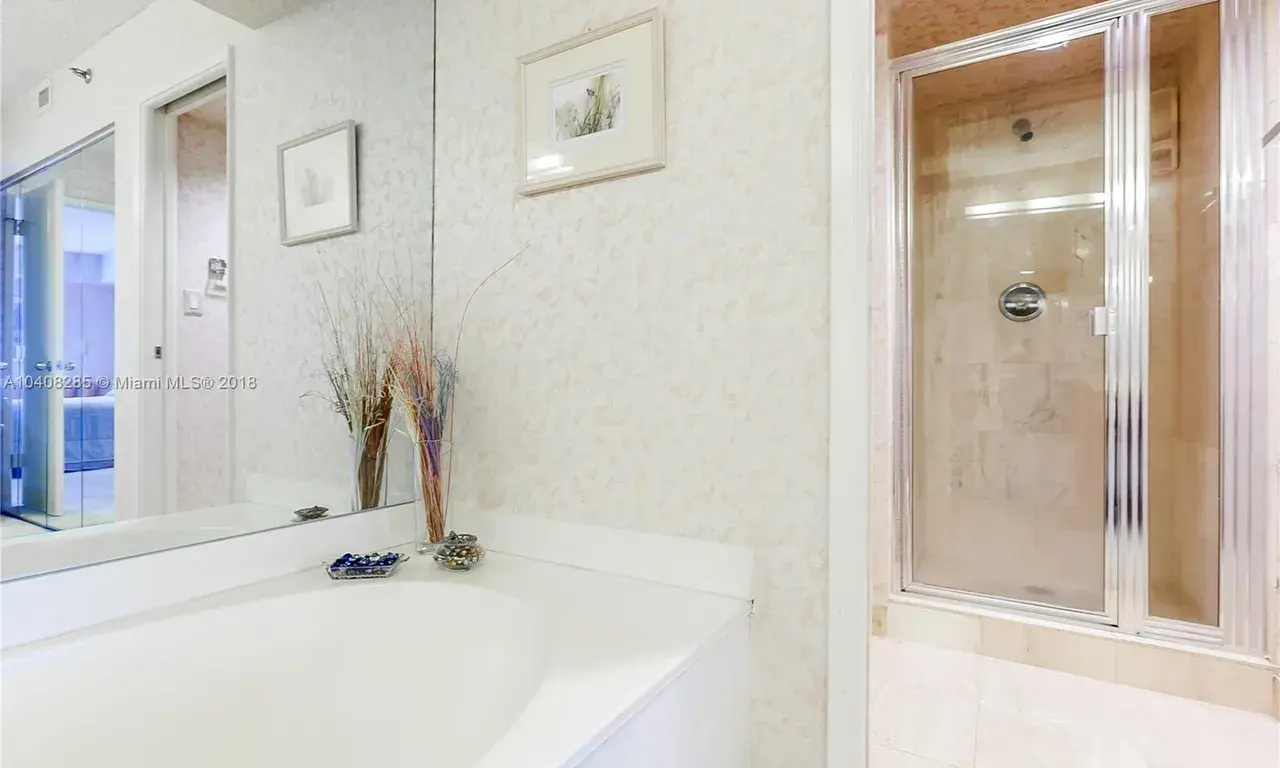 3600 Mystic Pointe Dr # 1508, Aventura FL 33180