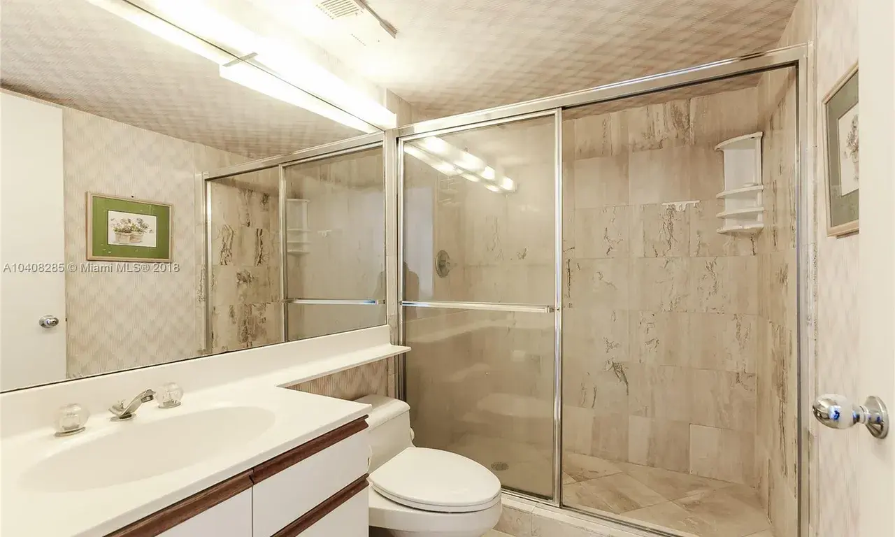 3600 Mystic Pointe Dr # 1508, Aventura FL 33180