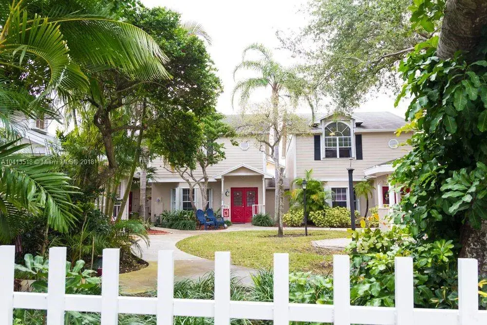 3 bedroom 2 bath Residential for sale at 14536 SW 122nd Pl, Miami FL 33186