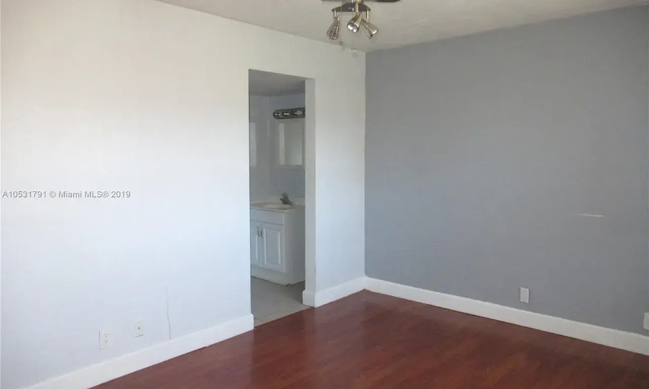 13715 Kendale Lakes Cir # A3, Miami FL 33183