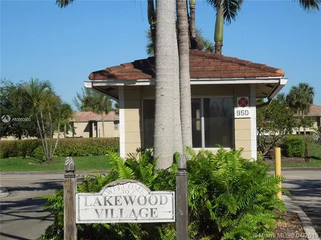 10104 Twin Lakes Dr # F, Coral Springs FL 33071