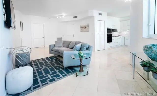 1 bedroom 1 bath Residential for sale at 300 S Pointe Dr # 909, Miami Beach FL 33139