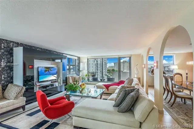 2 bedroom 2 bath Residential for sale at 1920 S Ocean Dr # 7A, Hallandale Beach FL 33009