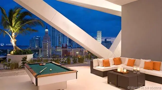 888 Biscayne Blvd # 5504, Miami FL 33132
