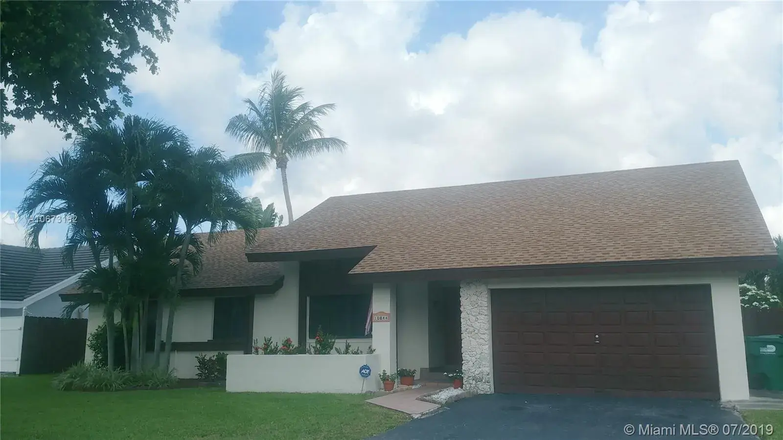3 bedroom 2 bath Residential for sale at 10844 SW 142nd Pl, Miami FL 33186