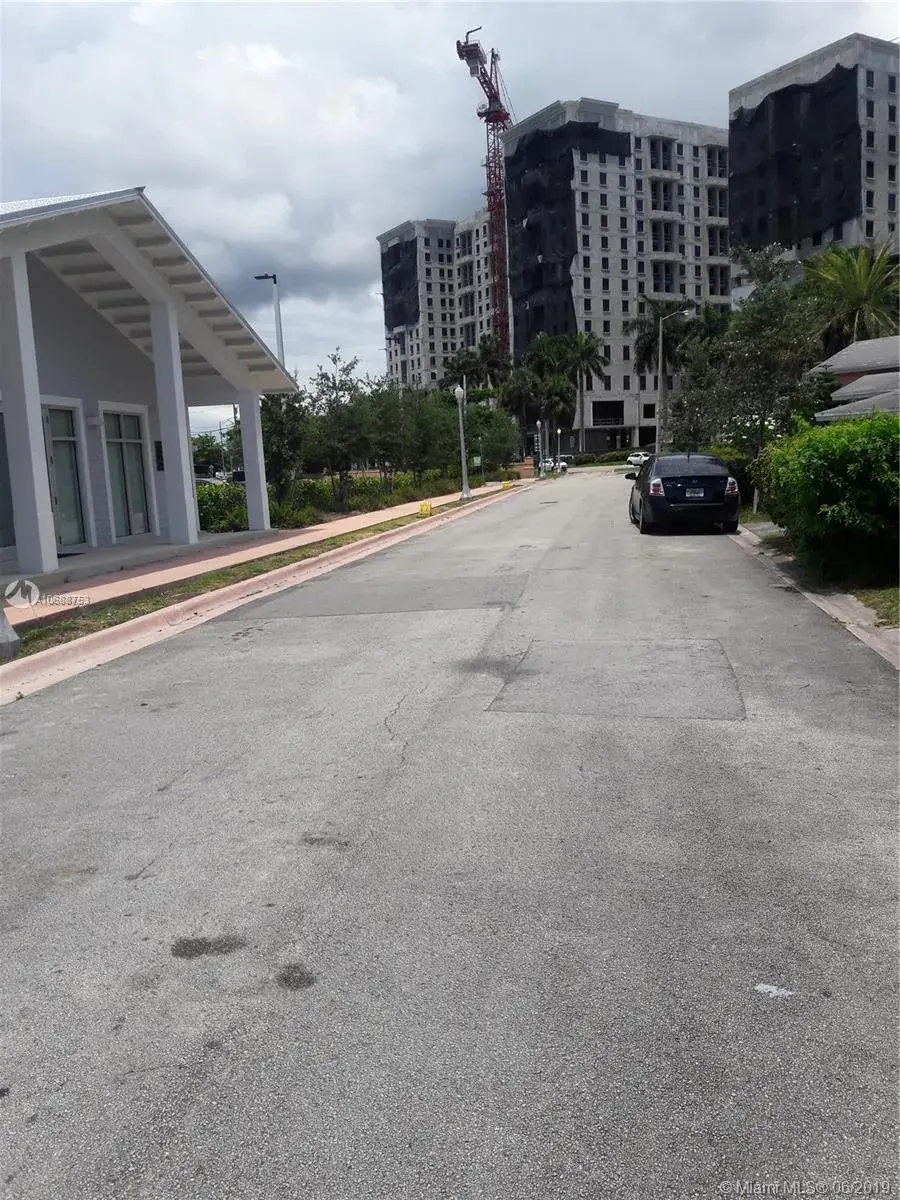 3 bedroom 2 bath for sale at 213 Florida Ave, Coral Gables FL 33133