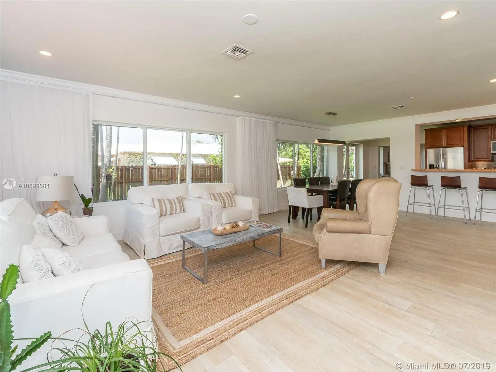 8727 Carlyle Ave, Surfside FL 33154