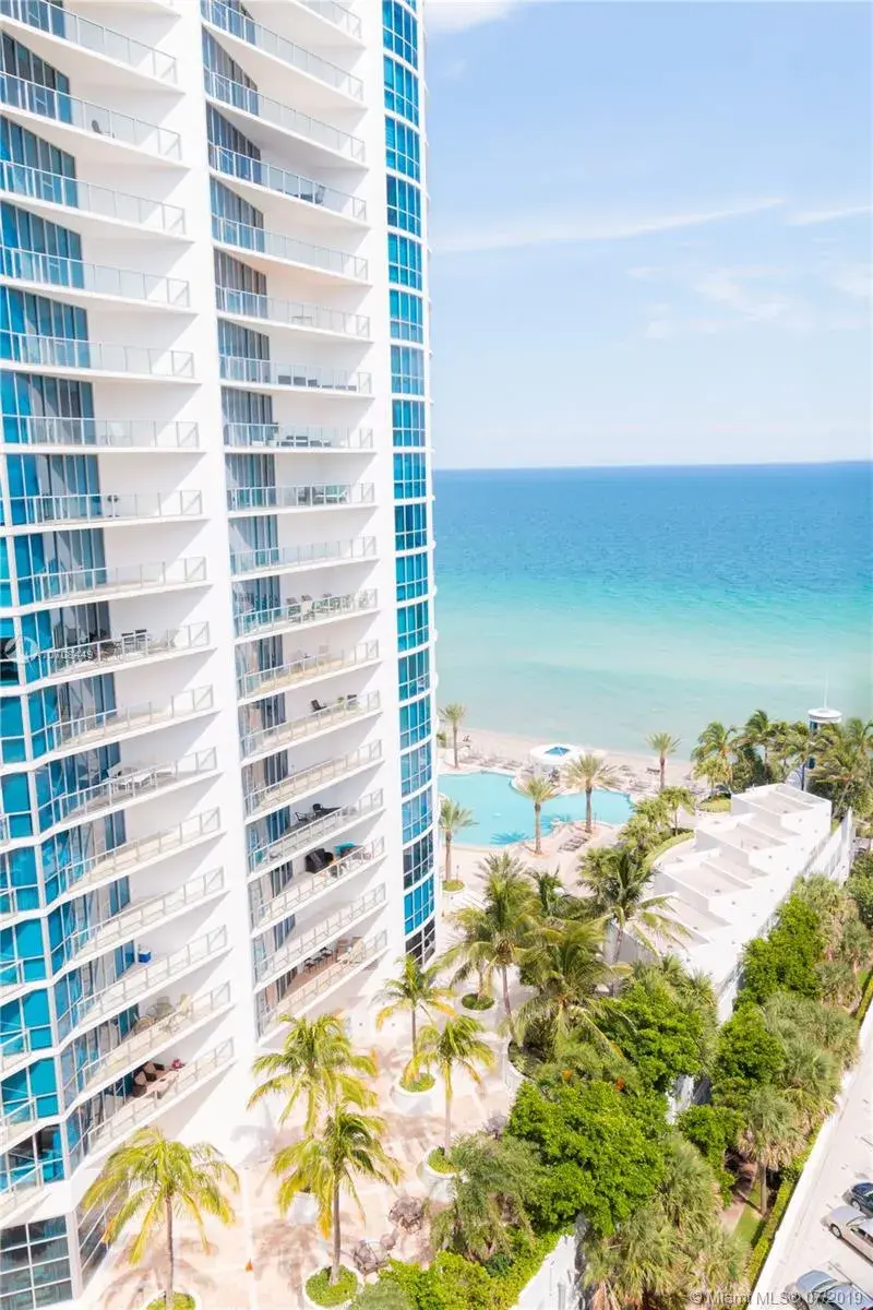 2 bedroom 2 bath Residential Lease for rent at 3505 S Ocean Dr # 1505, Hollywood FL 33019