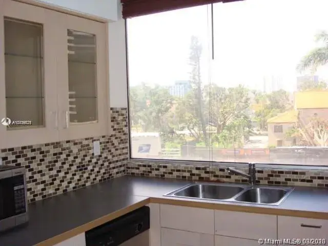 2 bedroom 2 bath Residential Lease for rent at 1541 Brickell Ave # B404, Miami FL 33129