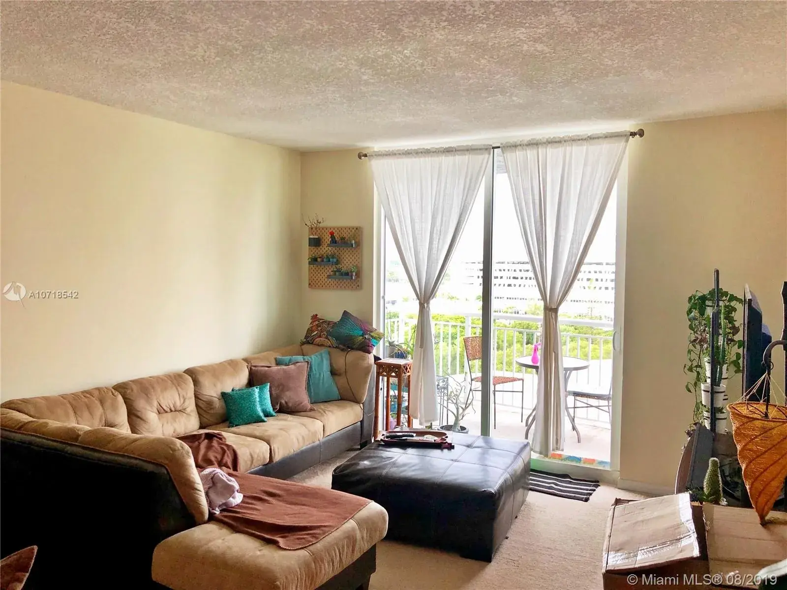 275 NE 18th St # 909, Miami FL 33132