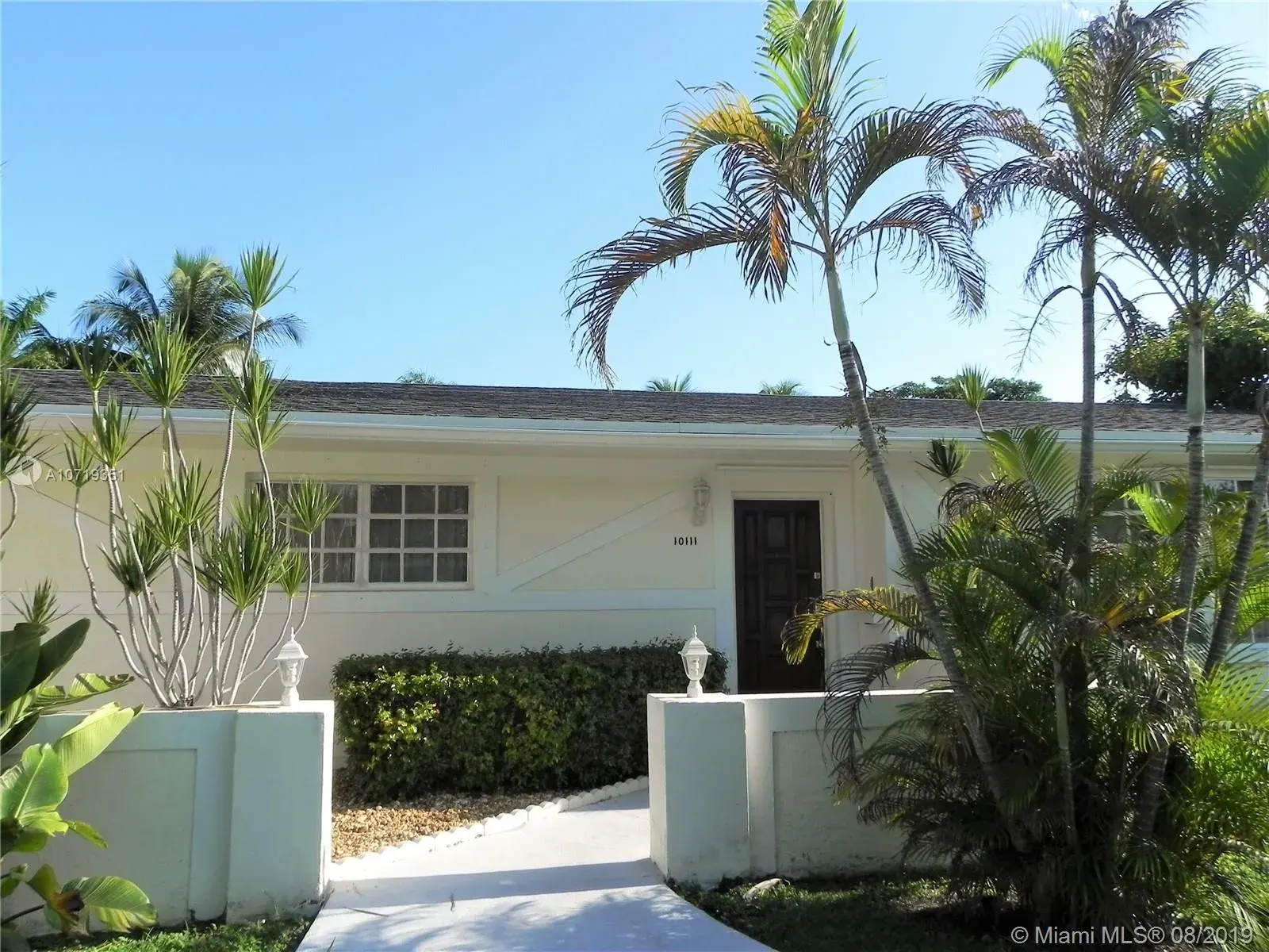10111 SW 139th St, Miami FL 33176