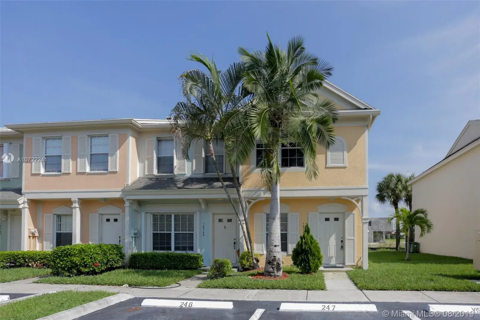 2 bedroom 2 bath Residential for sale at 16761 Hemingway Dr # 16761, Weston FL 33326