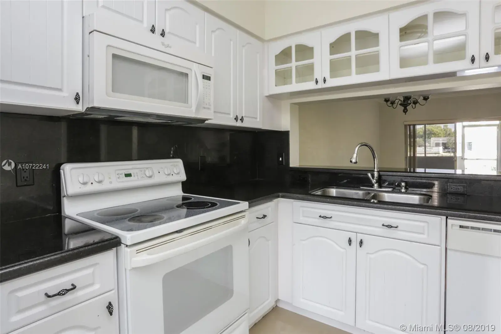 16761 Hemingway Dr # 16761, Weston FL 33326