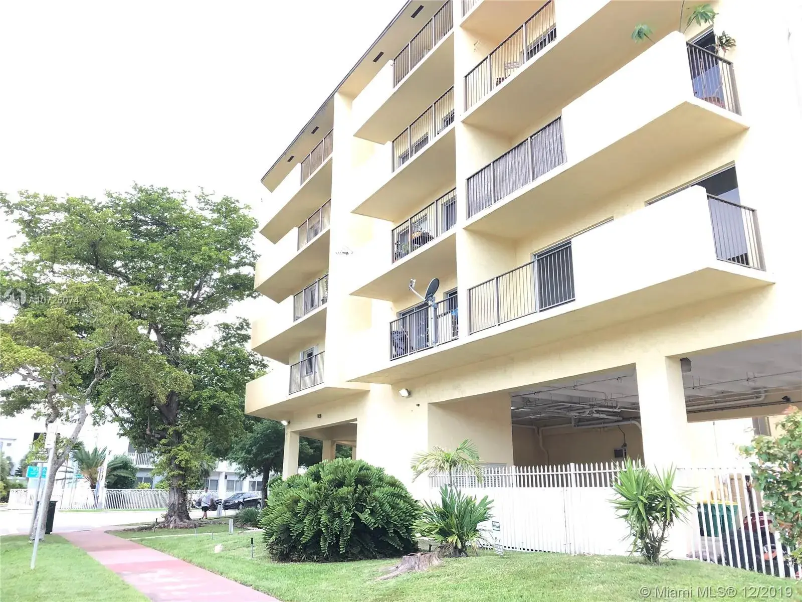 2 bedroom 1 bath for sale at 1975 Normandy Dr # 504, Miami Beach FL 33141