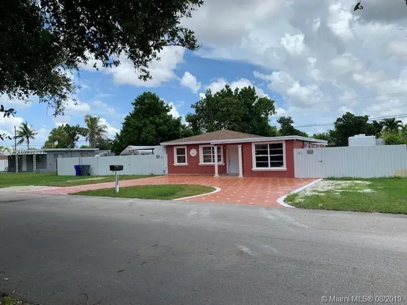 4 bedroom 3 bath Residential for sale at 6309 Wiley St, Hollywood FL 33023