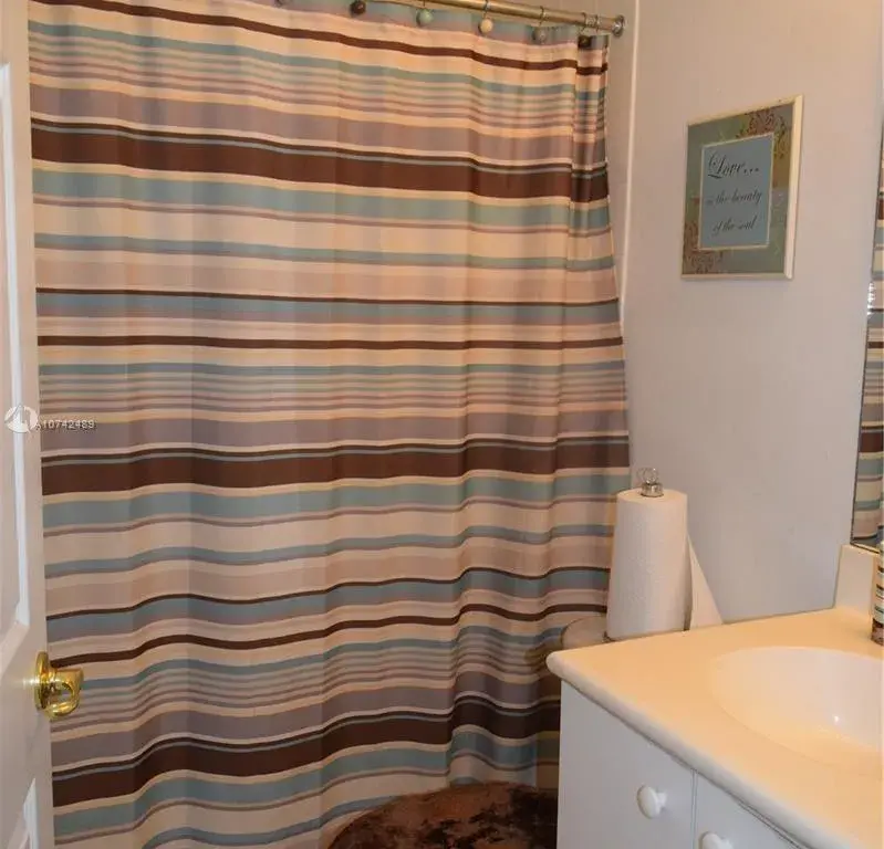 8252 SW 29th St # 102, Miramar FL 33025