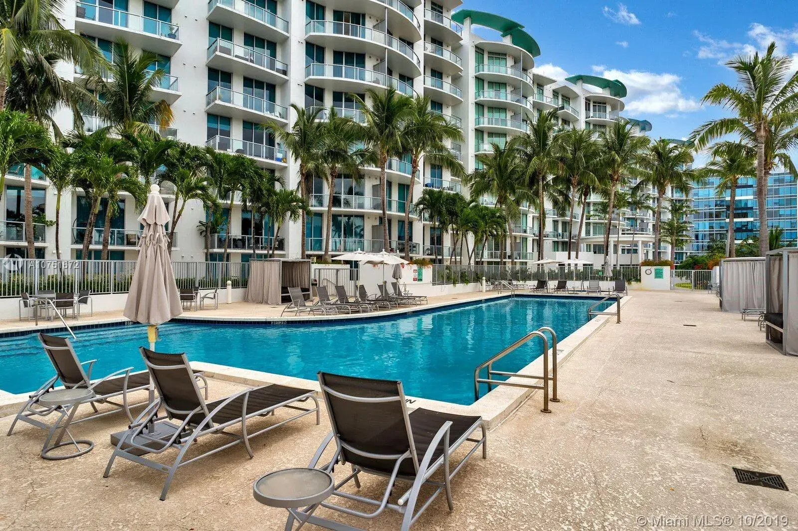 3 bedroom 3 bath Residential Lease for rent at 3029 NE 188th St # 925, Aventura FL 33180