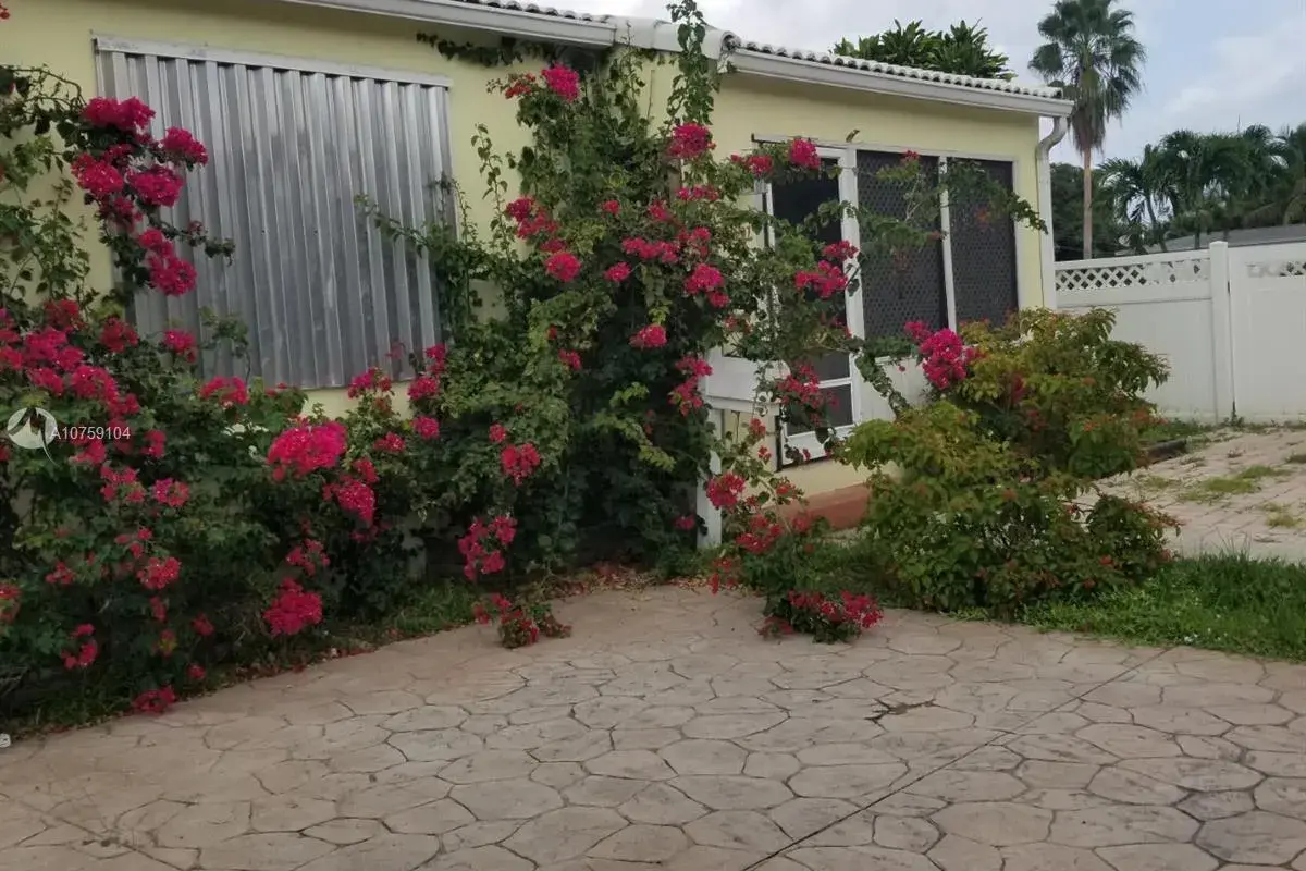 1607 Hayes St # 1, Hollywood FL 33020