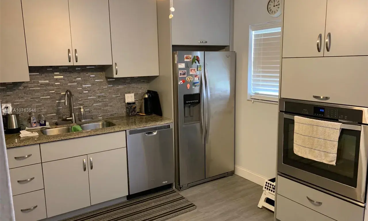 2 bedroom 2 bath Residential for sale at 200 Berkley Rd # 124, Hollywood FL 33024