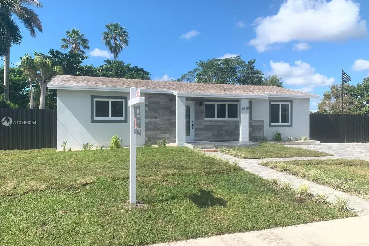 2810 SW 123rd Ct, Miami FL 33175