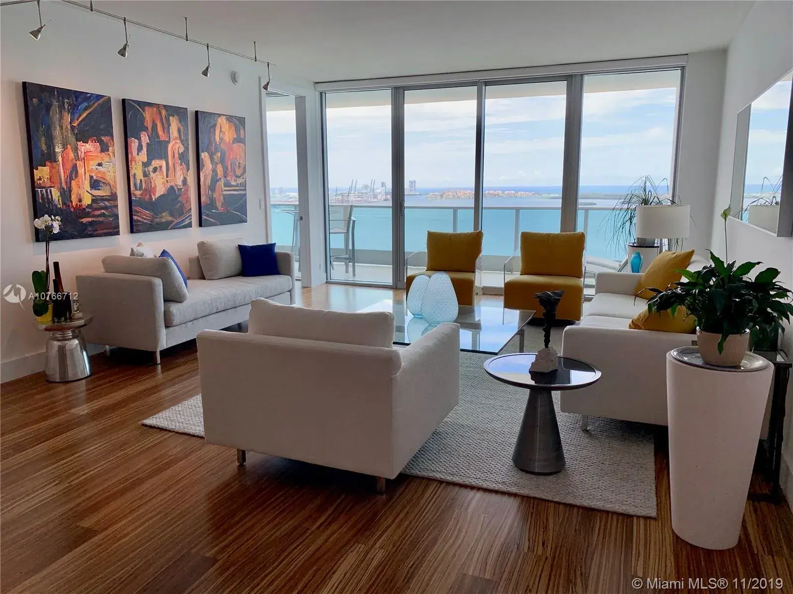 3 bedroom 3 bath Residential for sale at 1331 Brickell Bay Dr # 3307, Miami FL 33131