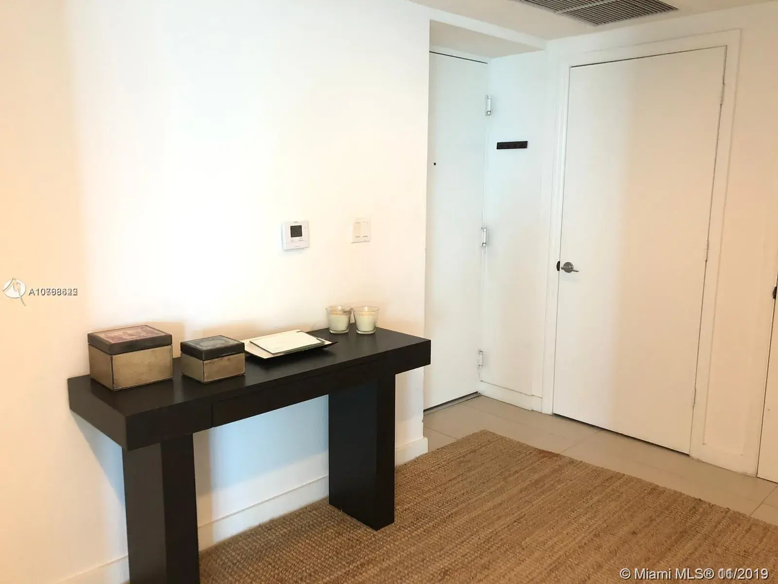 500 Brickell Ave # 2802, Miami FL 33131
