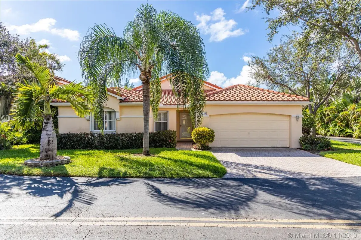 1546 E Lake Ct, Hollywood FL 33020