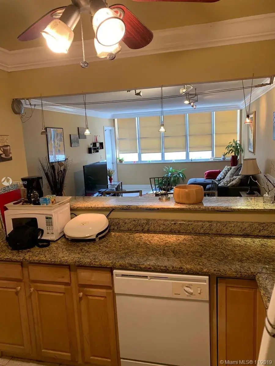 1801 S Ocean Dr # 841, Hallandale Beach FL 33009