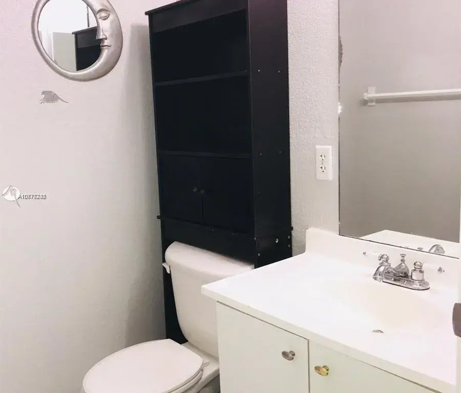 621 S 24th Ave # 0, Hollywood FL 33020