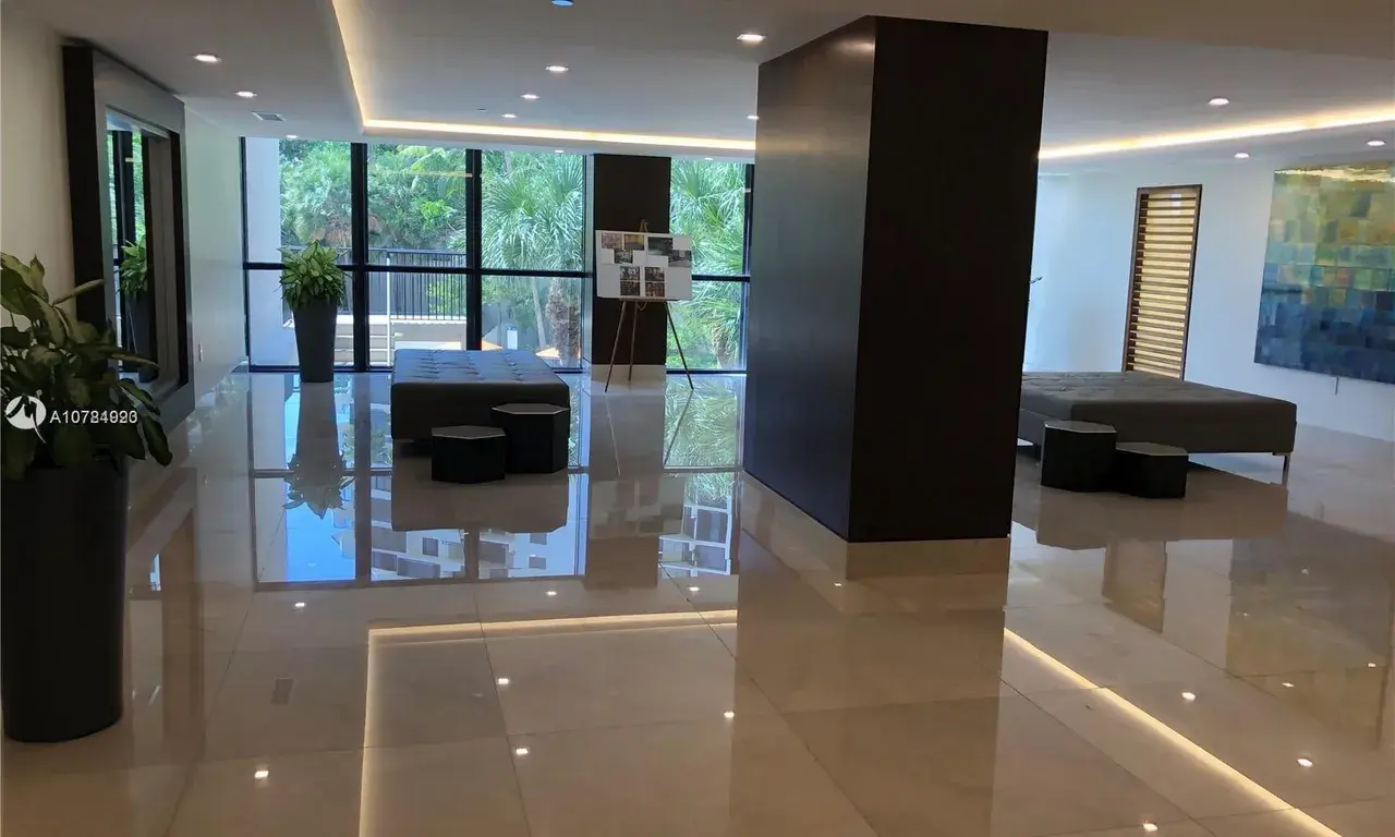 540 Brickell Key Dr # 409, Miami FL 33131