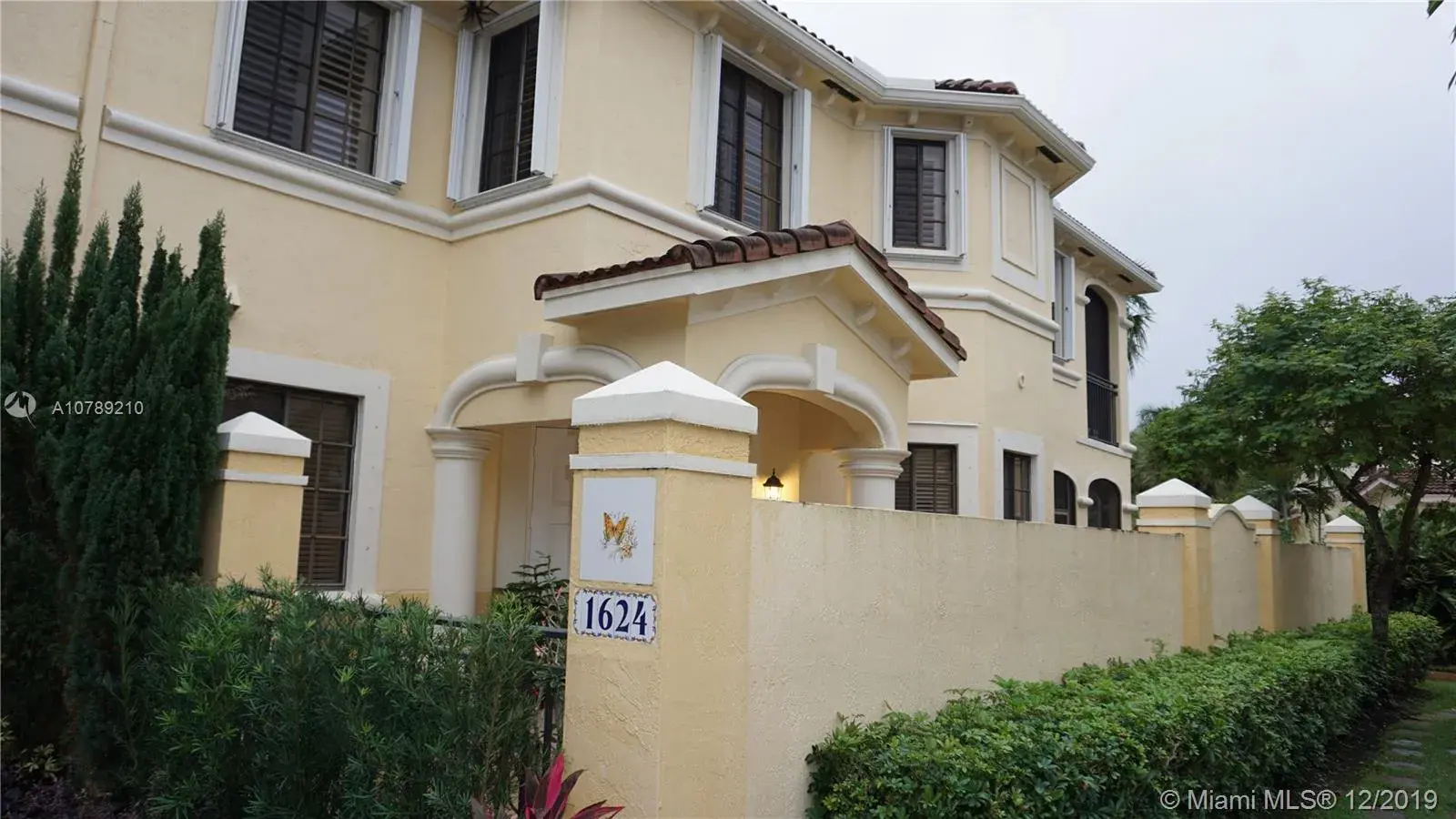 1624 Passion Vine Cir # 2, Weston FL 33326